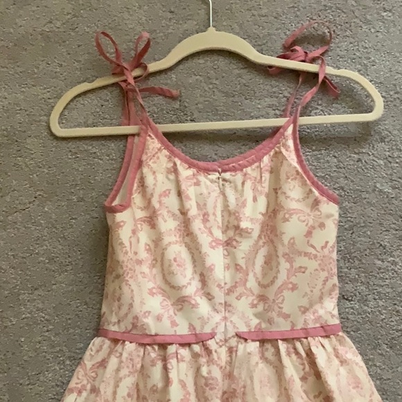 Gal Meets Glam Norah Dress 00 - Picture 9 of 10